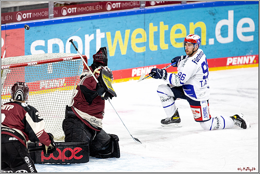 PENNY DEL;  Koelner Haie - Schwenninger Wild Wings; Koeln, 21.03.2021